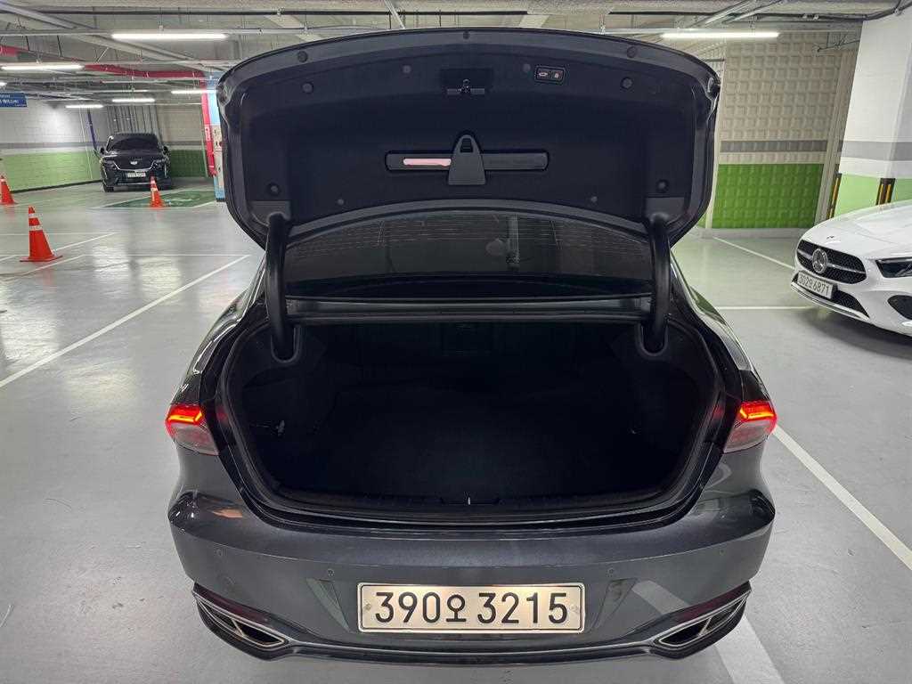 HYUNDAI Grandeur - Vista 7