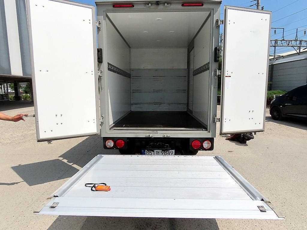 Small Truck Top_Integrated Top Powergate 2025 Blanco - Importación desde Corea - HF Imports Iquique - Foto 17