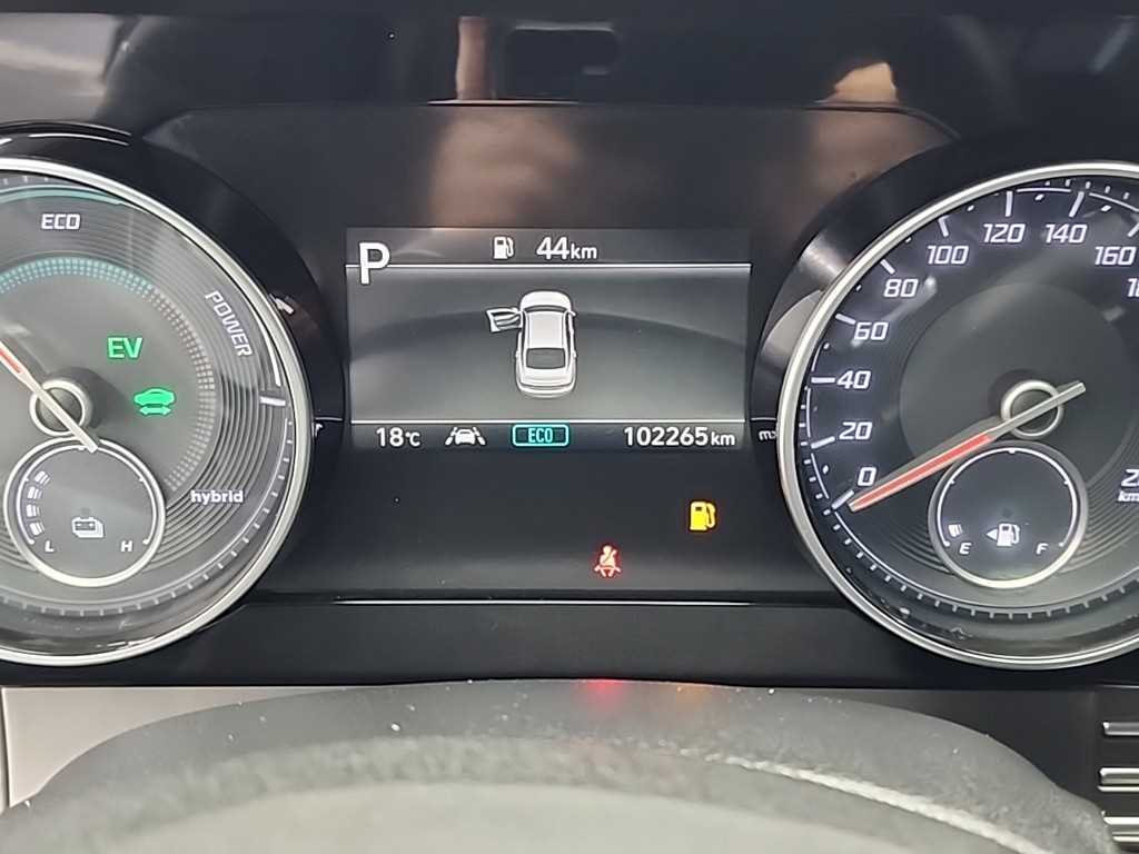 HYUNDAI Grandeur - Vista 6
