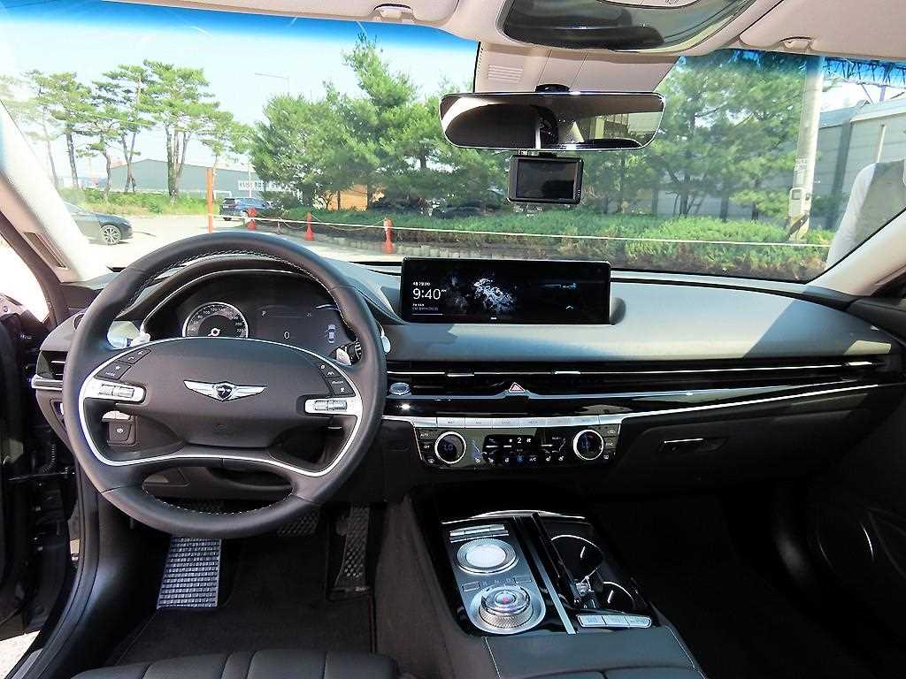 Genesis G80 - Vista 7