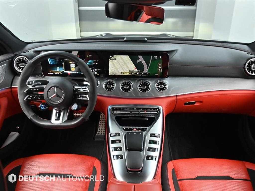 Mercedes Benz AMG GT - Vista 7