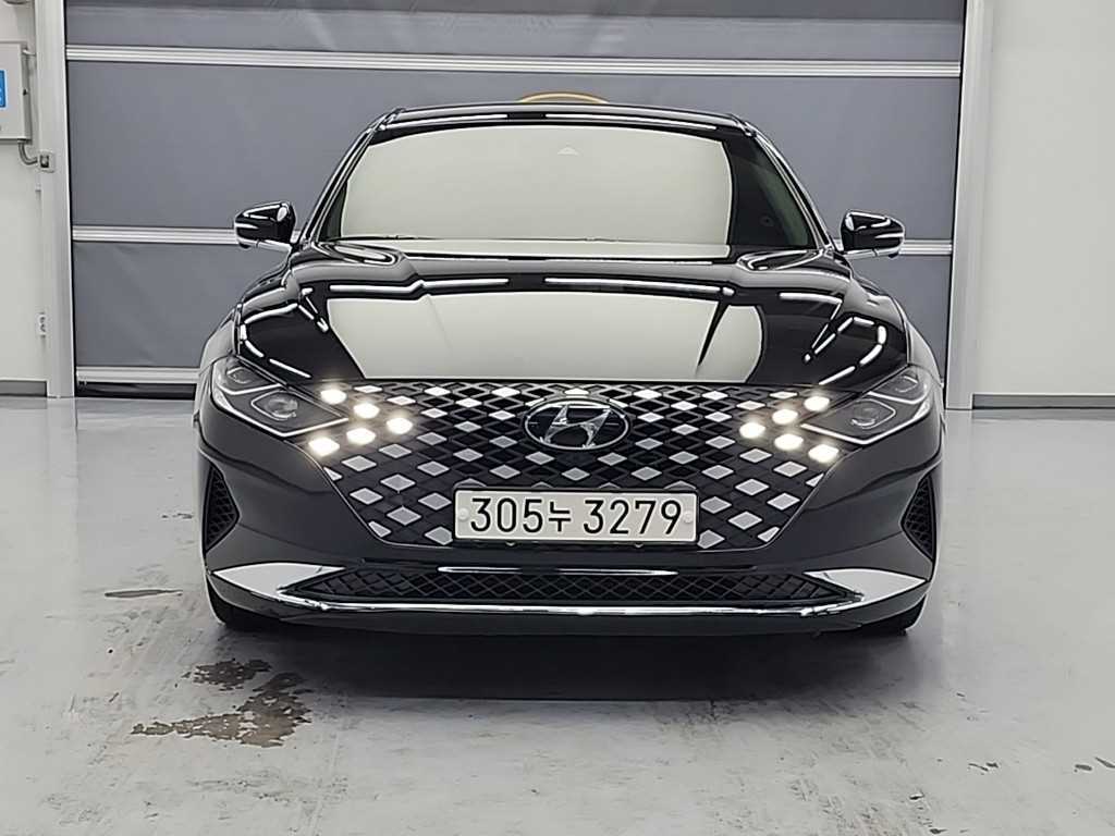 HYUNDAI Grandeur - Vista 2