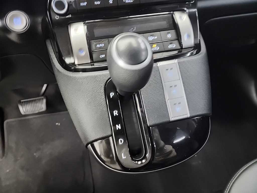 HYUNDAI Casper - Vista 8