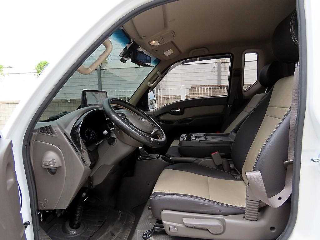 Small Truck Normal Box(Low Deck) - Vista 7