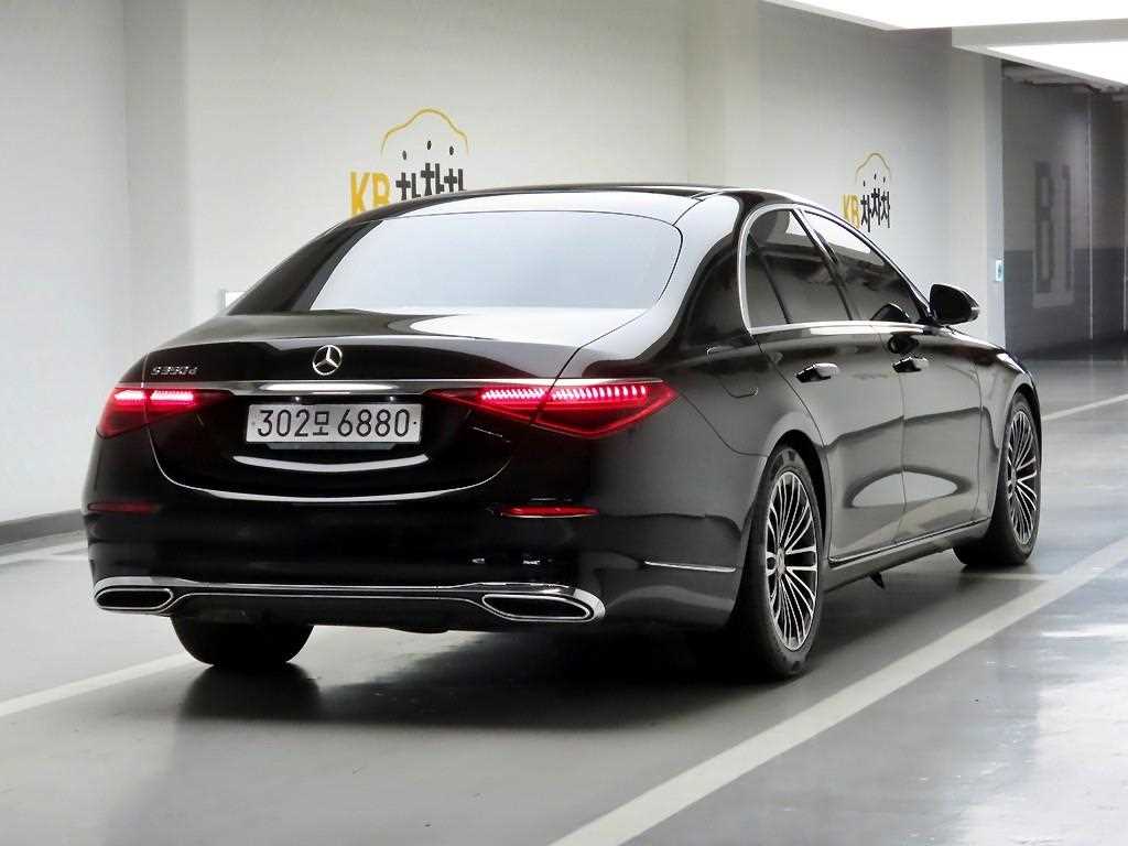 Mercedes Benz S Class - Vista 4