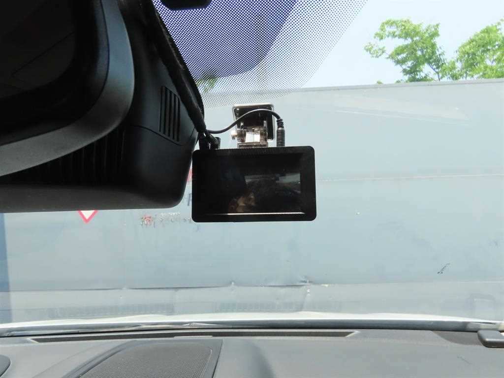 SAMSUNG QM6 2022 Blanco - Importación desde Corea - HF Imports Iquique - Foto 19