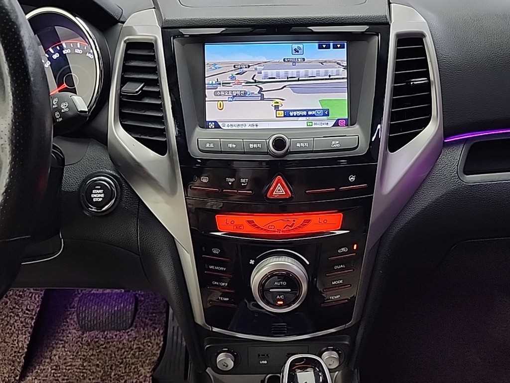 Ssangyong Tivoli - Vista 10