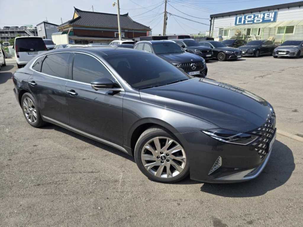 HYUNDAI Grandeur - Vista 2