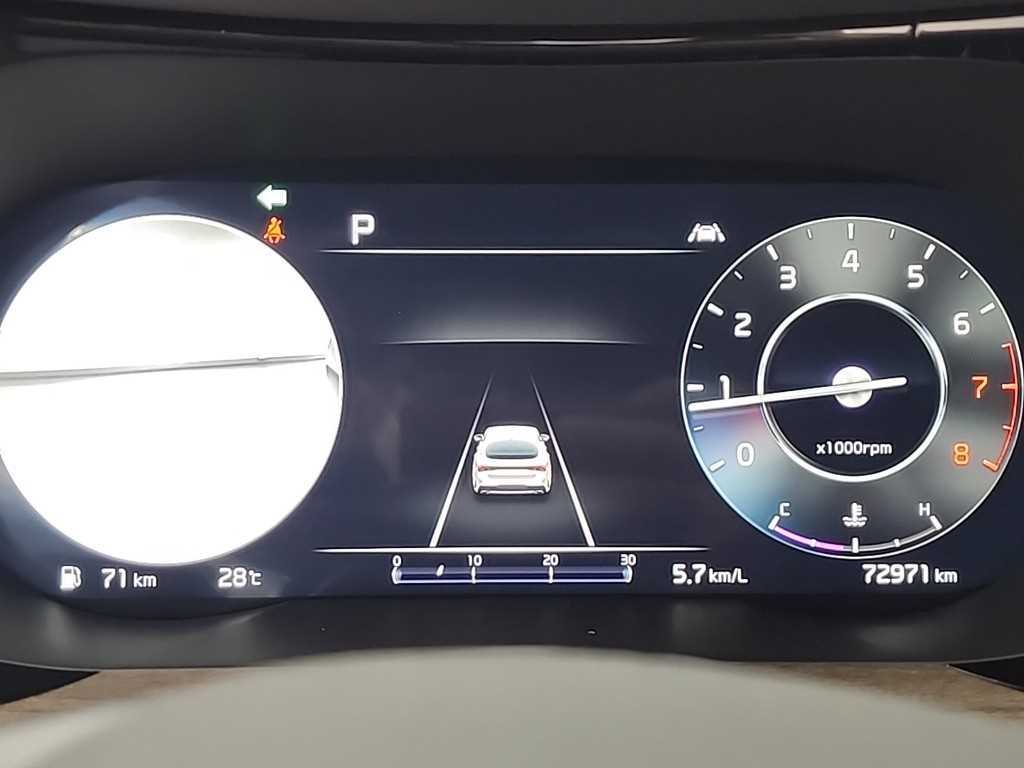 KIA K5 - Vista 6