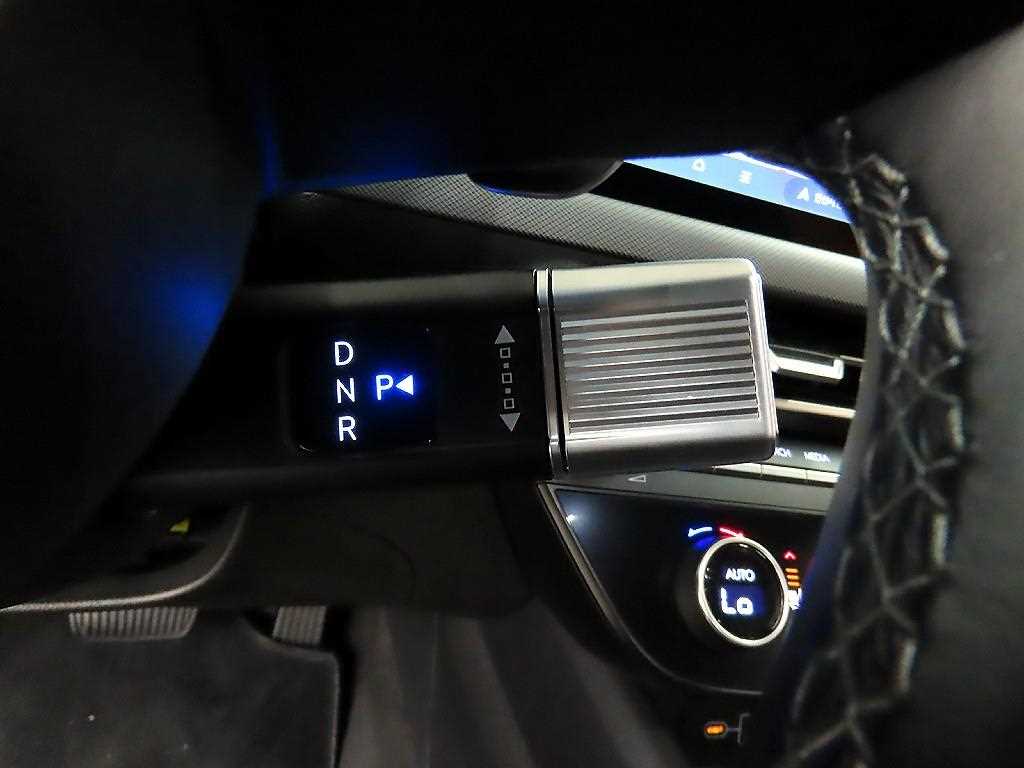 HYUNDAI Sonata - Vista 10