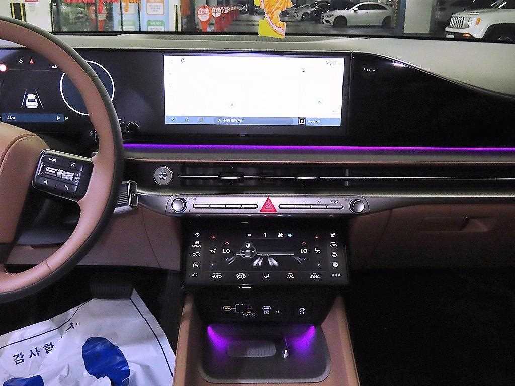 HYUNDAI Grandeur - Vista 11