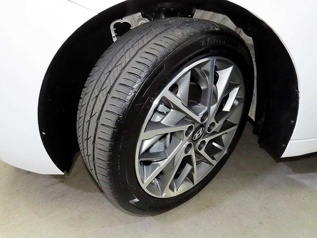 HYUNDAI Avante 2019 Blanco - Importación desde Corea - HF Imports Iquique - Foto 18