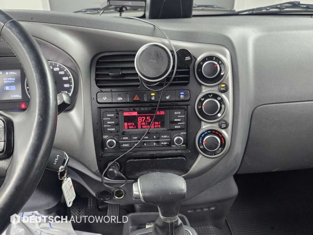 Small Truck Normal Box(High Deck) 2024 Blanco - Importación desde Corea - HF Imports Iquique - Foto 14