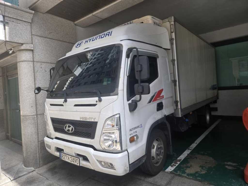 medium and large cargo truck 2023 Blanco - Importación desde Corea - HF Imports Iquique - Foto 1