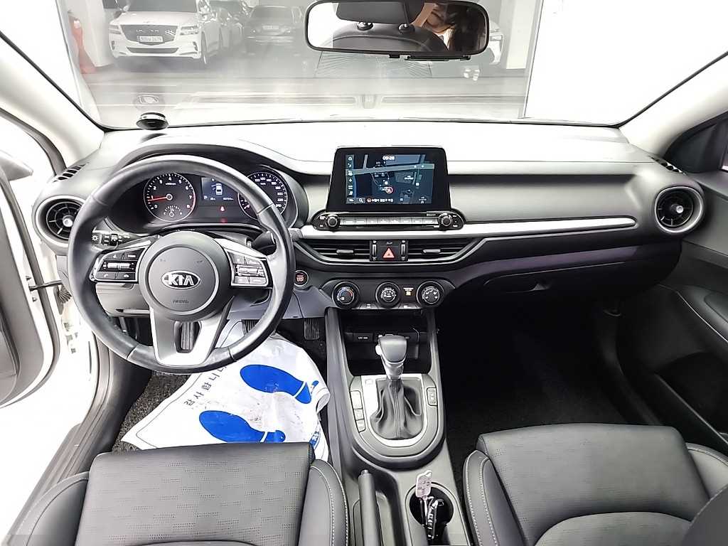 KIA K3 - Vista 7