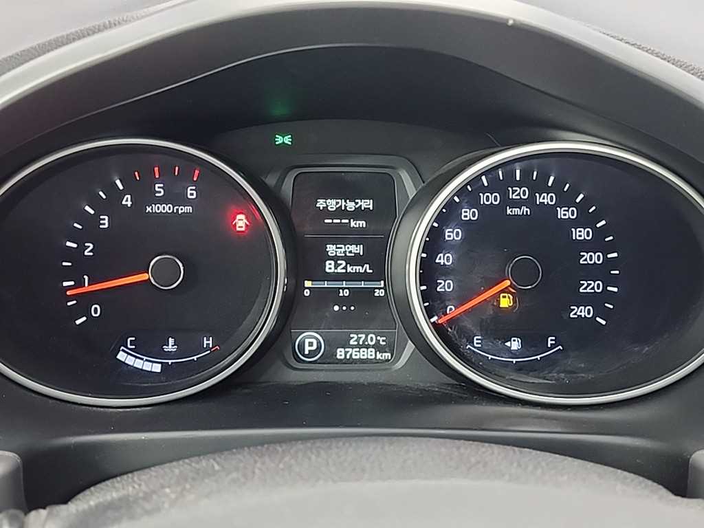 KIA Sportage - Vista 6