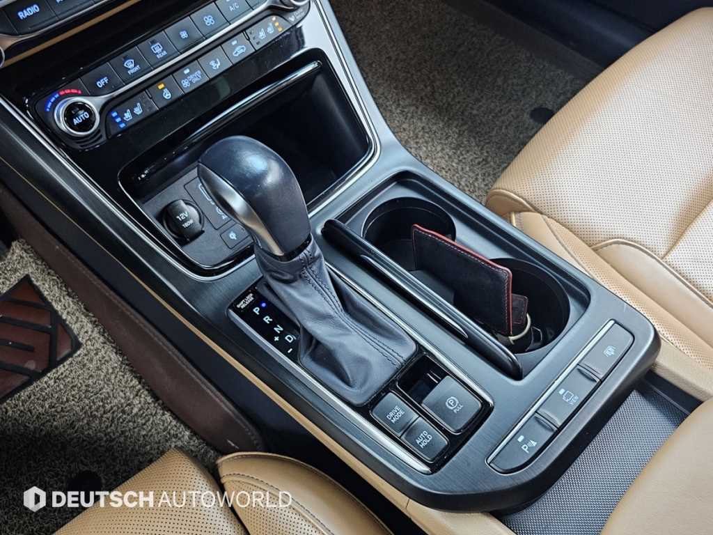 HYUNDAI Grandeur - Vista 9