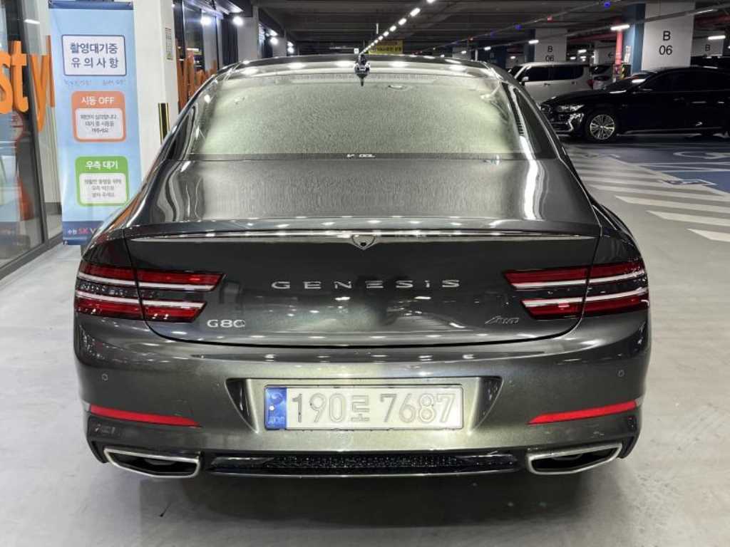 Genesis G80 - Vista 6