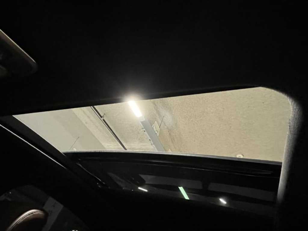 Genesis G80 - Vista 10