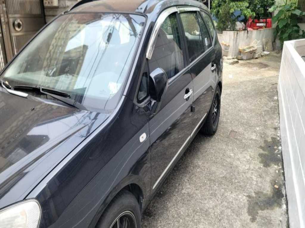 KIA Carens - Vista 6