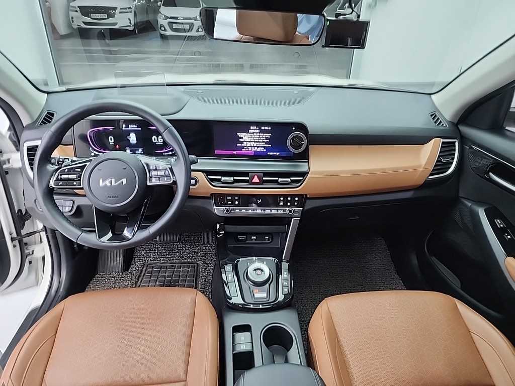 KIA Seltos - Vista 7
