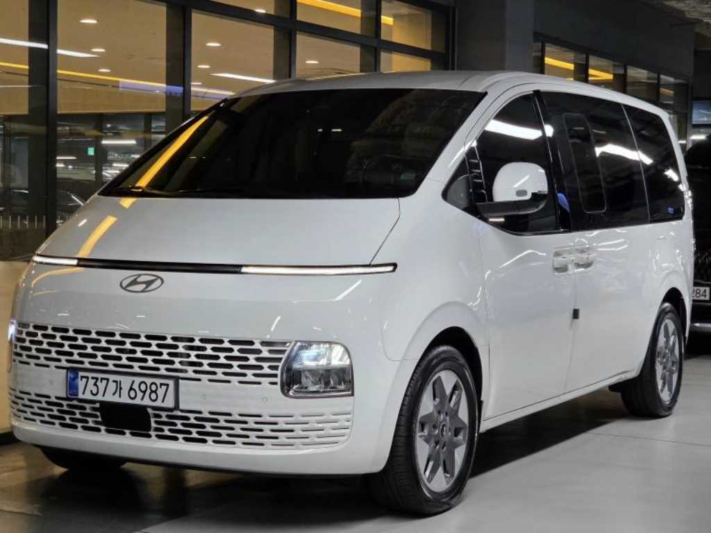 HYUNDAI Staria 2025 Blanco - Importación desde Corea - HF Imports Iquique - Foto 1