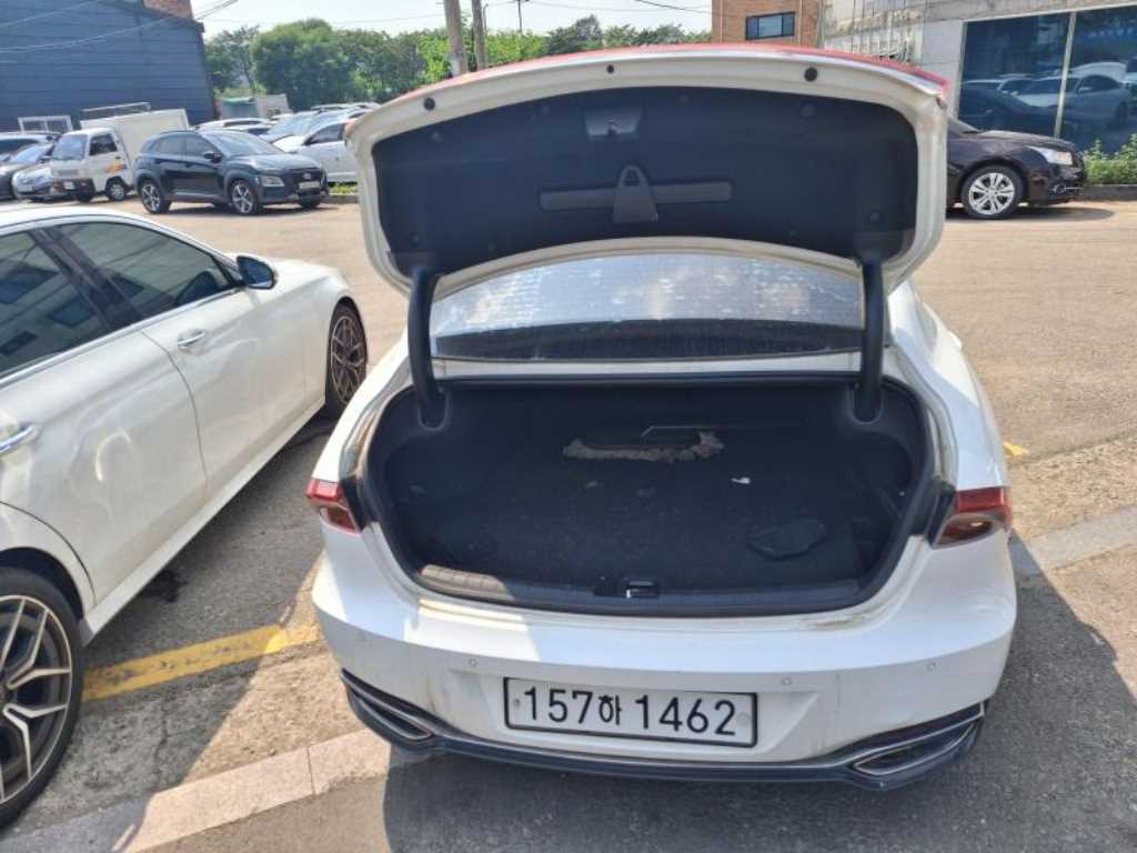 HYUNDAI Grandeur - Vista 4