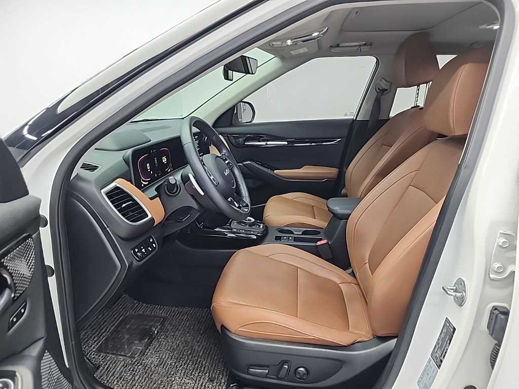 KIA Seltos - Vista 11