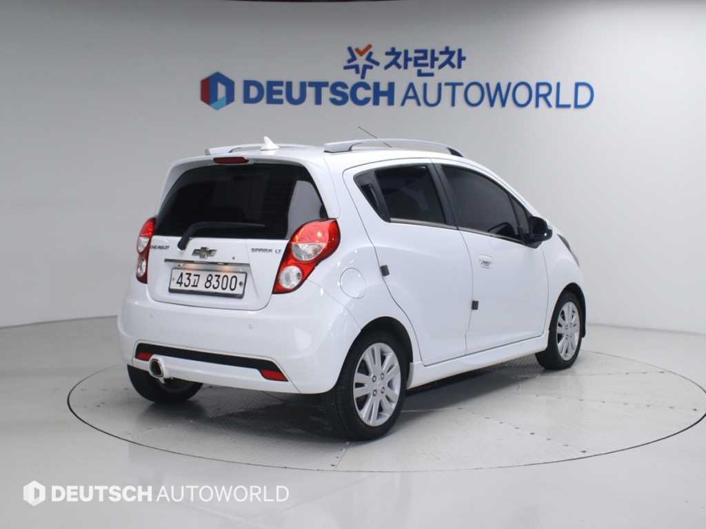 Chevrolet Spark - Vista 2