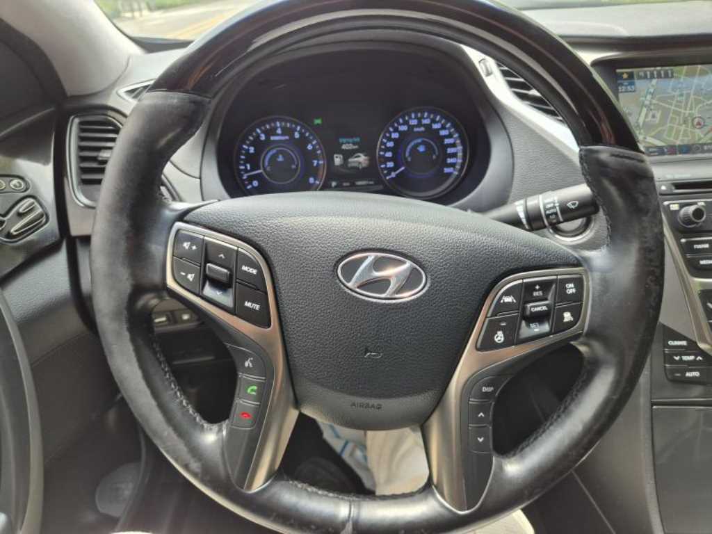 HYUNDAI Grandeur 2014 Negro - Importación desde Corea - HF Imports Iquique - Foto 15