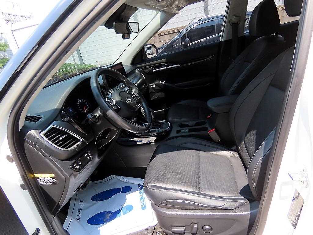 KIA Seltos - Vista 5