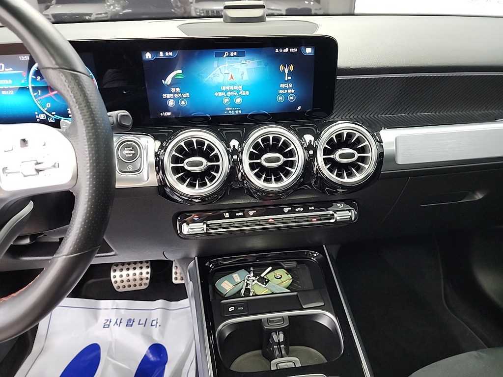 Mercedes Benz GLB Class - Vista 10