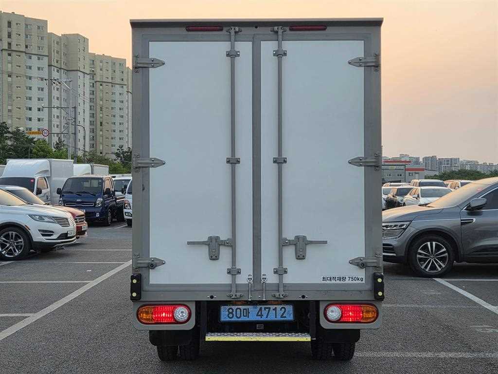 Small Truck Normal Box(High Deck) - Vista 4