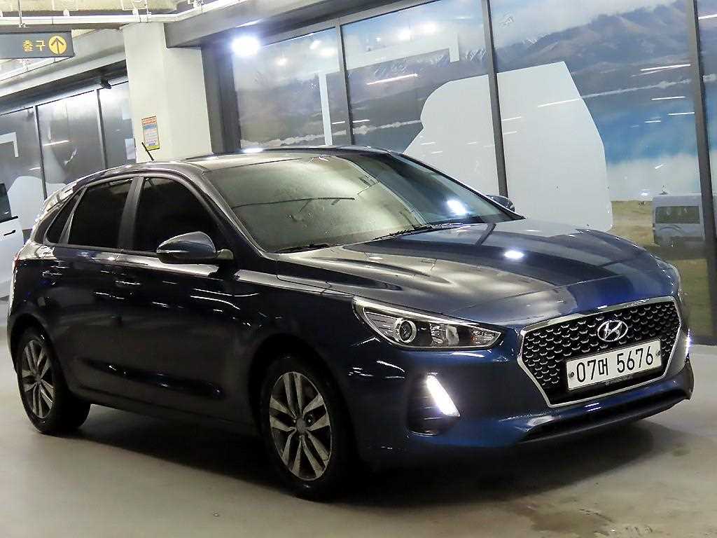 HYUNDAI i30