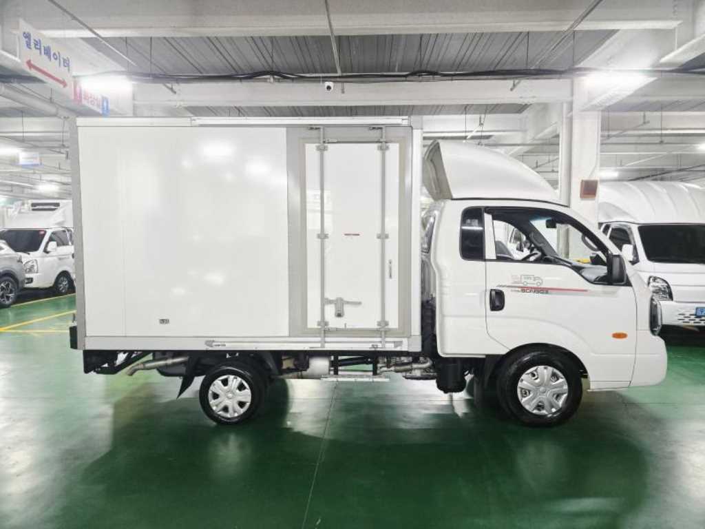 Small Truck Normal Box(High Deck) - Vista 3
