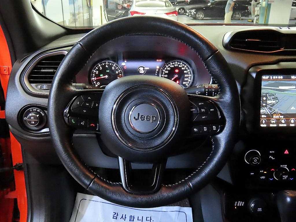 Jeep Renegade - Vista 8