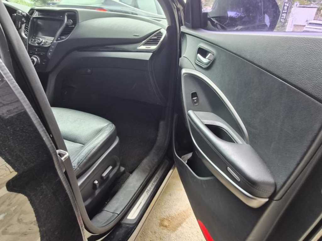 HYUNDAI Maxcruz - Vista 7