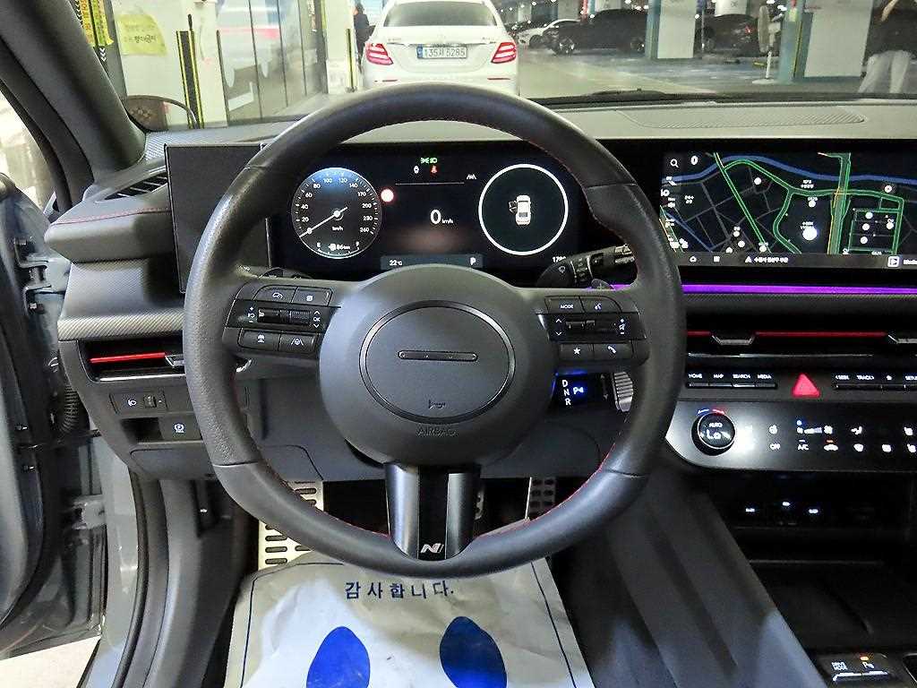 HYUNDAI Sonata - Vista 8