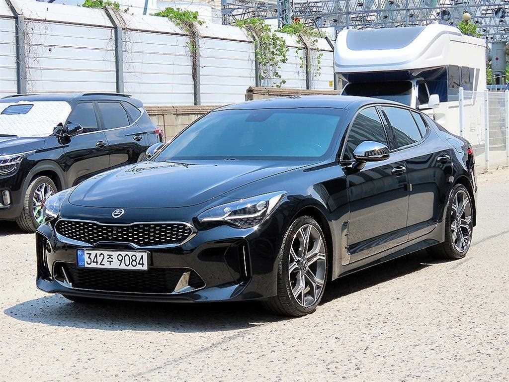 KIA Stinger - Vista 2