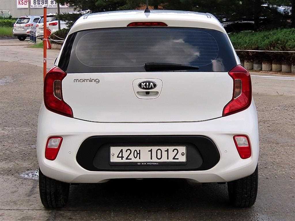 KIA Morning - Vista 4