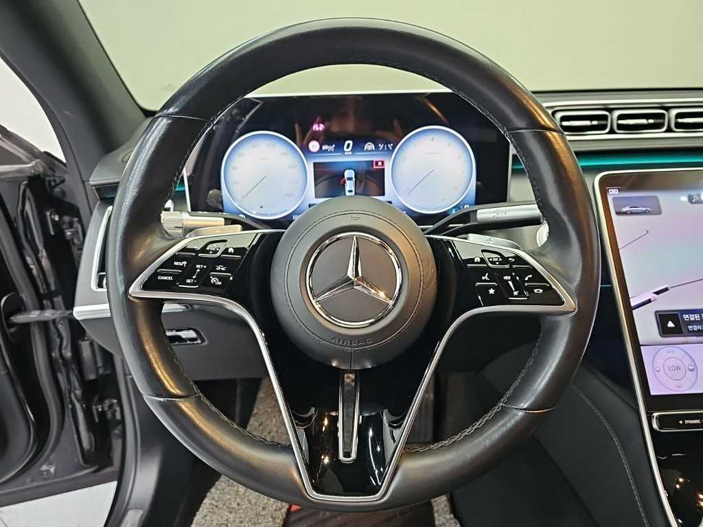Mercedes Benz S Class - Vista 9