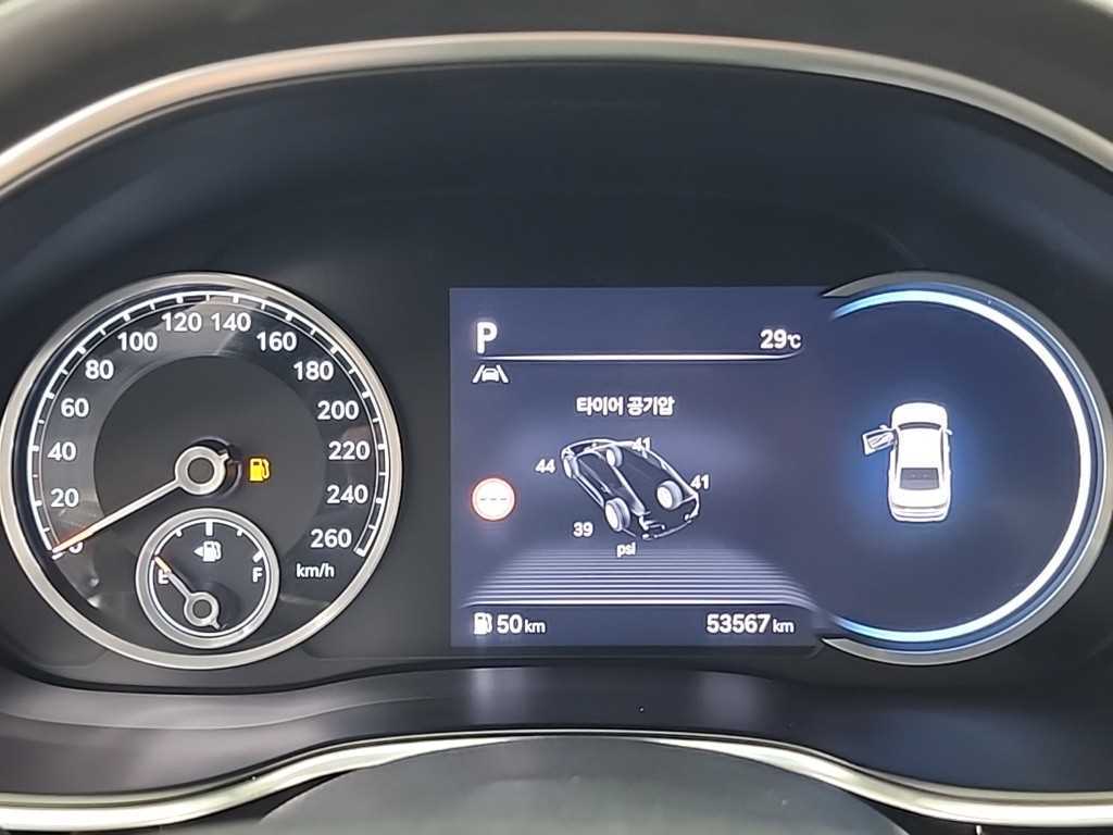 Genesis G80 - Vista 6