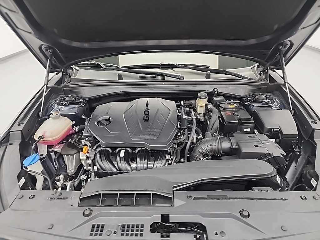 KIA K8 - Vista 5