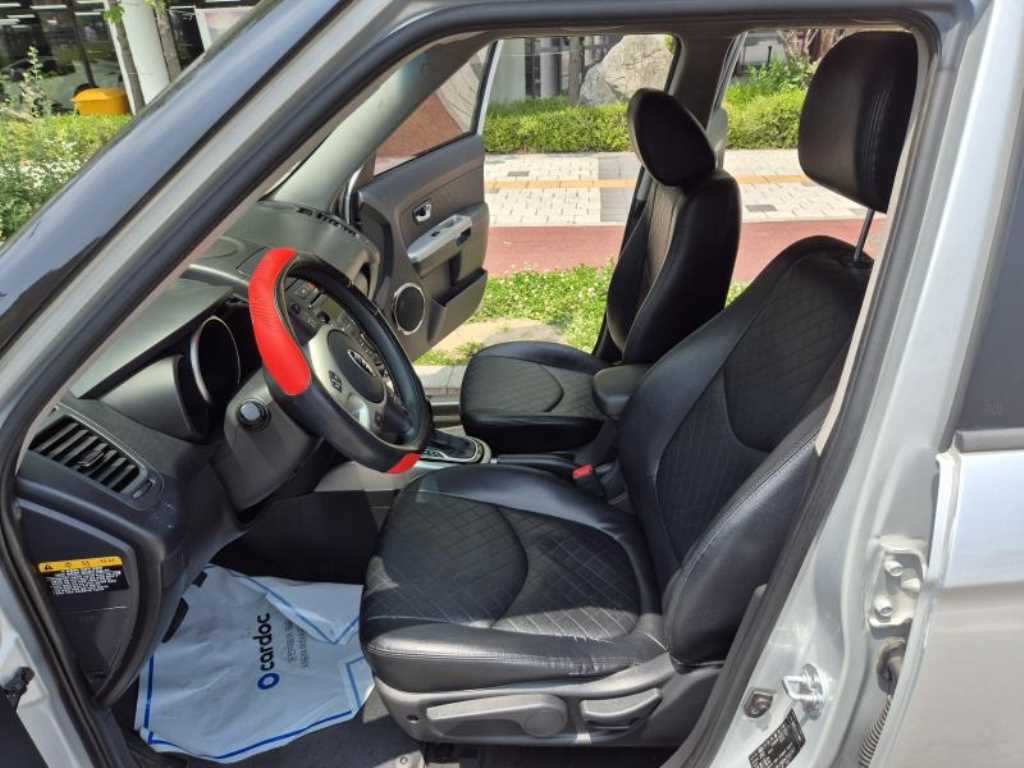 KIA Soul - Vista 12