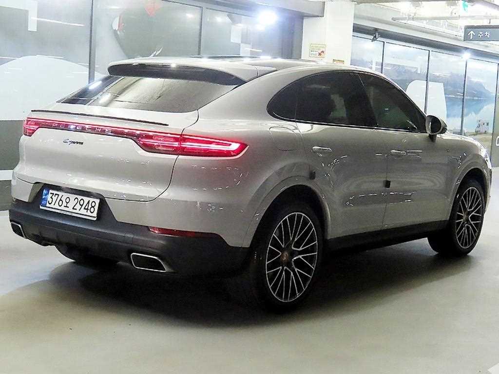 Porsche Cayenne - Vista 4