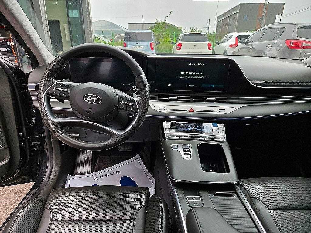 HYUNDAI Grandeur - Vista 5