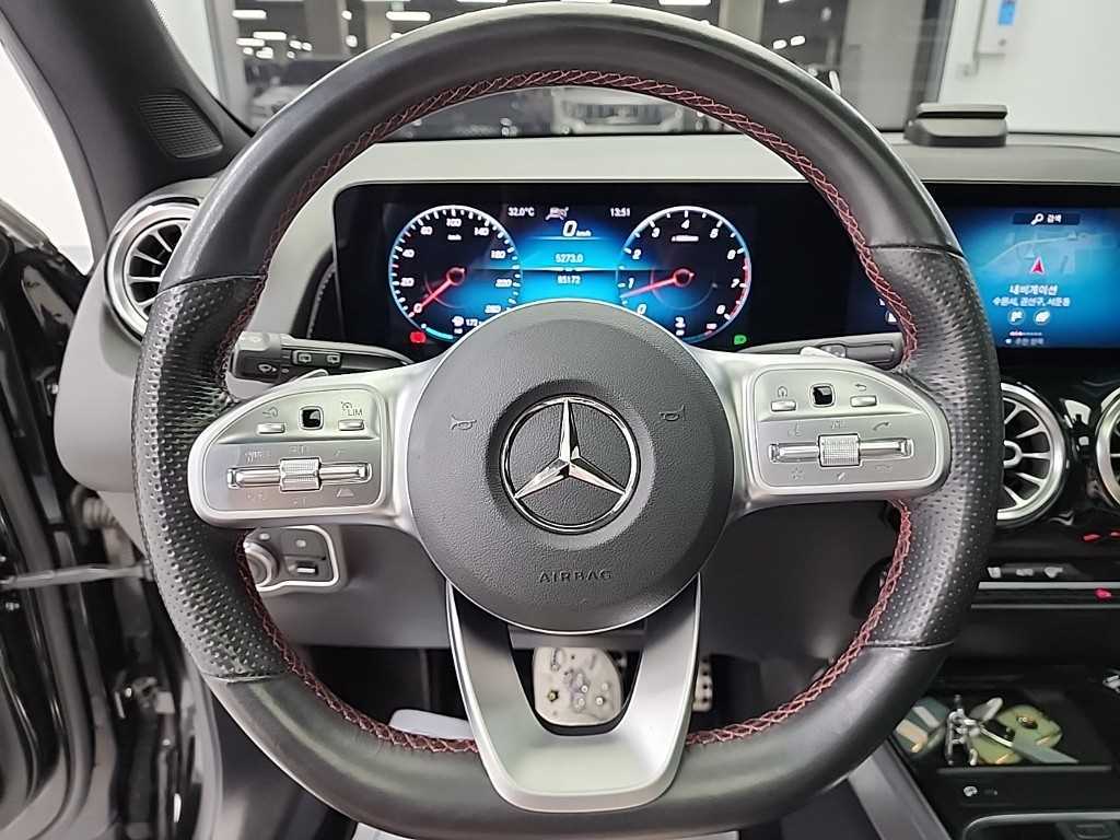 Mercedes Benz GLB Class - Vista 9