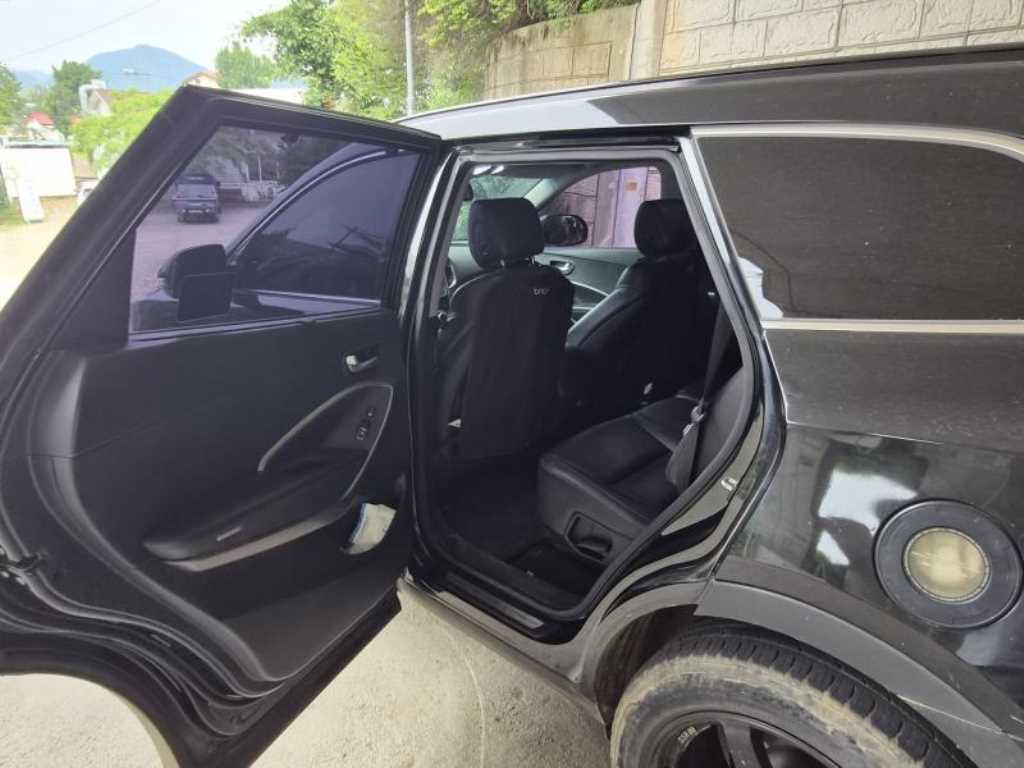 HYUNDAI Maxcruz - Vista 6