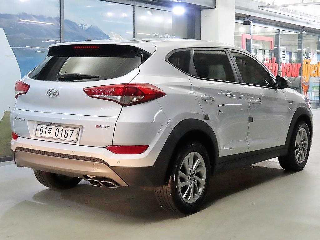 HYUNDAI Tucson - Vista 4