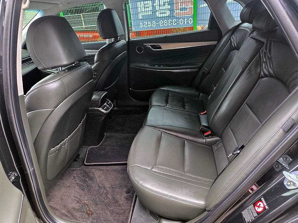 HYUNDAI Grandeur - Vista 7